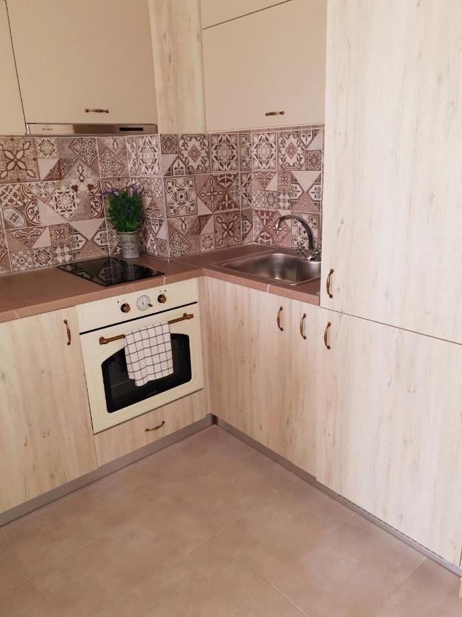 Bright And Newly Refurbished Apartment Near Center Sófia Exterior foto