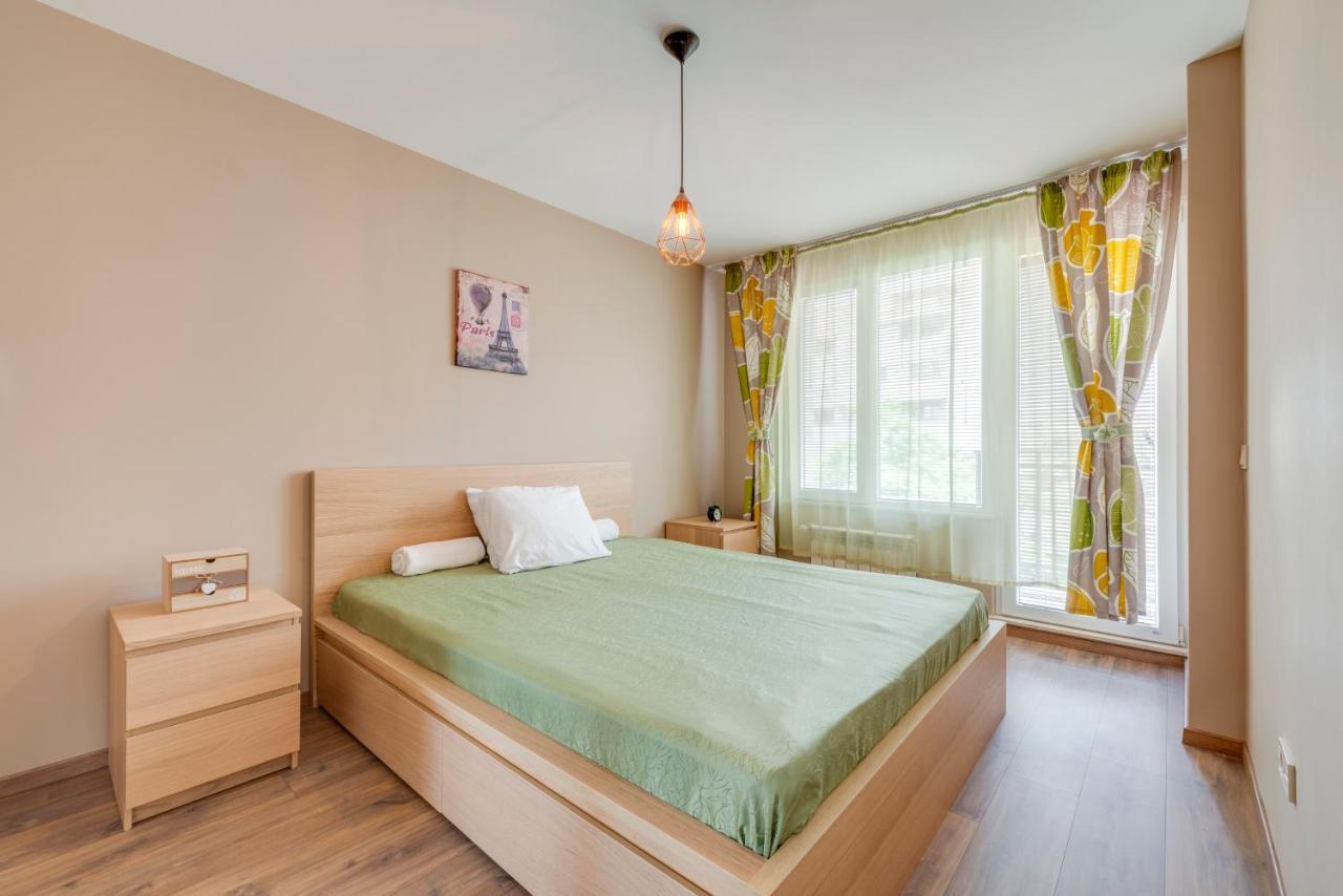 Bright And Newly Refurbished Apartment Near Center Sófia Exterior foto